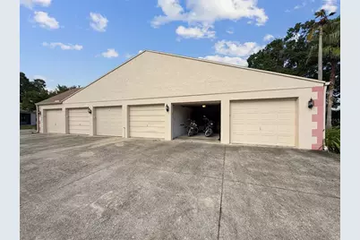 11403 Versailles Lane #E, Port Richey, FL 34668 - Photo 9