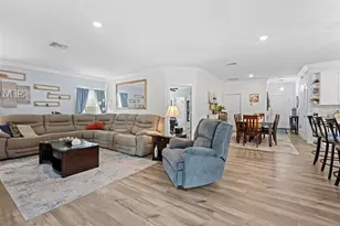 18062 Malibar Rd, Weeki Wachee, FL 34614 - Photo 13