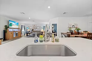 18062 Malibar Rd, Weeki Wachee, FL 34614 - Photo 27