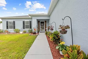 18062 Malibar Rd, Weeki Wachee, FL 34614 - Photo 3