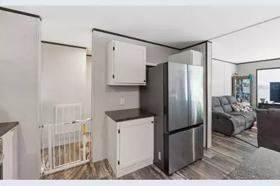 5819 Sunshine Park Drive, New Port Richey, FL 34652 - Photo 15