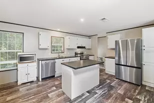 5819 Sunshine Park Dr, New Port Richey, FL 34652 - Photo 13