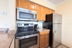 2506 N Rocky Point Dr, Tampa, FL 33607 - Photo 7