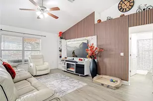 13108 Oneida St, Spring Hill, FL 34609 - Photo 7