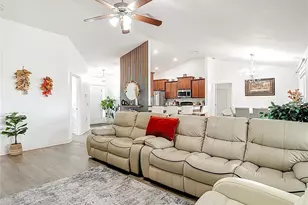 13108 Oneida St, Spring Hill, FL 34609 - Photo 9