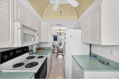 4939 Floramar Terrace #302, New Port Richey, FL 34652 - Photo 7