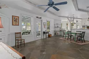 4210 W Horseshoe Dr, Beverly Hills, FL 34465 - Photo 9