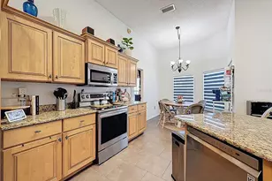 890 Crestridge Cir, Tarpon Springs, FL 34688 - Photo 19