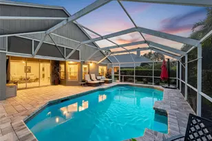 890 Crestridge Cir, Tarpon Springs, FL 34688 - Photo 3