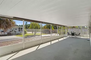 2005 Lake Linda Cir, Lutz, FL 33558 - Photo 5