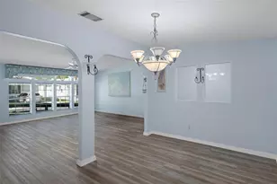 2005 Lake Linda Cir, Lutz, FL 33558 - Photo 19