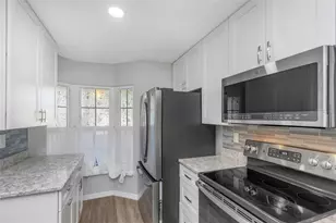 6520 Thicket Trail, New Port Richey, FL 34653 - Photo 17