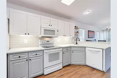 11005 Millbury Court, New Port Richey, FL 34654 - Photo 21