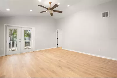 719 Riverside Drive, Tarpon Springs, FL 34689 - Photo 45