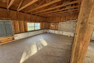 7154 Algonquin St, Weeki Wachee, FL 34607 - Photo 9