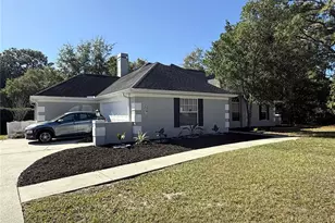 83 Greentree St, Homosassa, FL 34446 - Photo 1