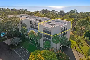 408 Tarpon Point, Tarpon Springs, FL 34689 - Photo 1