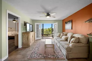 408 Tarpon Point, Tarpon Springs, FL 34689 - Photo 13