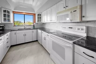 408 Tarpon Point, Tarpon Springs, FL 34689 - Photo 5