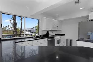 5272 Tropical Point, Weeki Wachee, FL 34607 - Photo 13