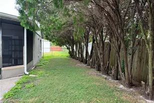 7814 Flintlock Dr, Port Richey, FL 34668 - Photo 29