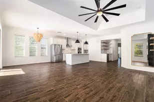 21565 Violet Periwinkle Dr, Land O Lakes, FL 34637 - Photo 7