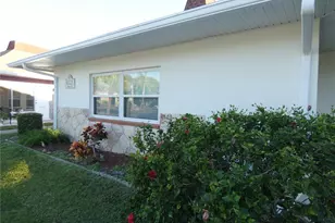 4321 Tahitian Gardens Cir, Holiday, FL 34691 - Photo 3