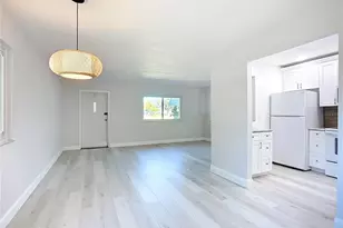 1811 Bedford Ln, Sun City Center, FL 33573 - Photo 11