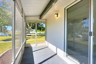 1811 Bedford Ln, Sun City Center, FL 33573 - Photo 27