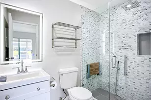 1811 Bedford Ln, Sun City Center, FL 33573 - Photo 21