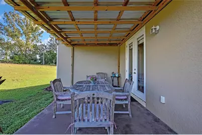 36431 Florrie Mae Lane, Dade City, FL 33523 - Photo 17