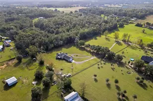 36431 Florrie Mae Ln, Dade City, FL 33523 - Photo 11