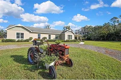 36431 Florrie Mae Lane, Dade City, FL 33523 - Photo 1