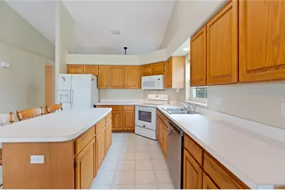 6741 Northlake Drive, Zephyrhills, FL 33542 - Photo 11