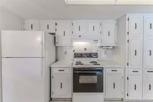 3031 Stanton Ave, Spring Hill, FL 34609 - Photo 21