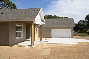 2915 W Goldenrod Dr, Beverly Hills, FL 34465 - Photo 3