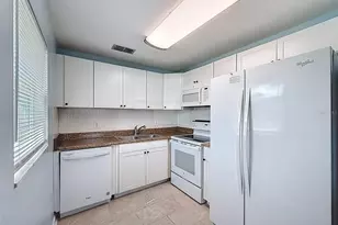 11841 Boynton Ln, New Port Richey, FL 34654 - Photo 3