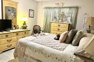 11909 Bayonet Ln, New Port Richey, FL 34654 - Photo 9