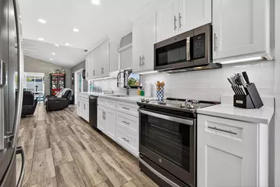 4131 Perry Place, New Port Richey, FL 34652 - Photo 7