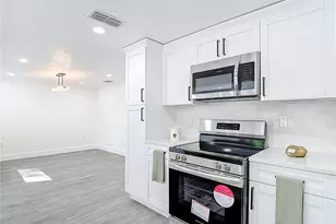 8130 San Felipe Ct, Port Richey, FL 34668 - Photo 9