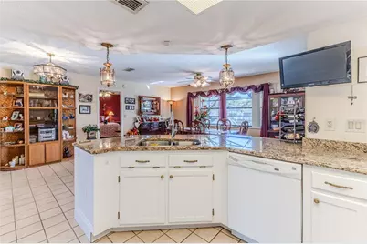 11249 Riddle Drive, Spring Hill, FL 34609 - Photo 17