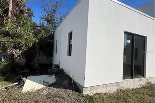 1731 Siesta Dr, Sarasota, FL 34239 - Photo 13