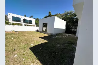 1731 Siesta Drive, Sarasota, FL 34239 - Photo 5