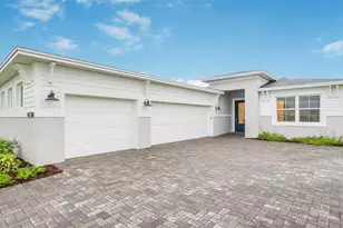 1618 Bellagio Loop, Tavares, FL 32778 - Photo 3