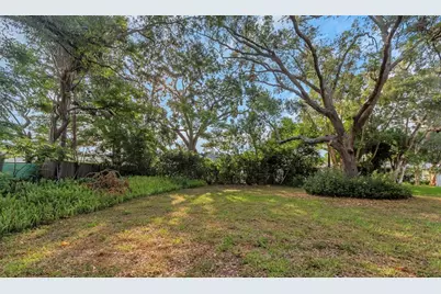 1905 Pinetree Lane, Largo, FL 33770 - Photo 87