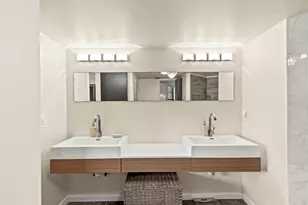 11723 Rolling Pine Ln, Port Richey, FL 34668 - Photo 11