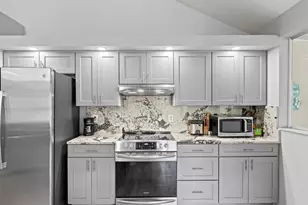 11723 Rolling Pine Ln, Port Richey, FL 34668 - Photo 25