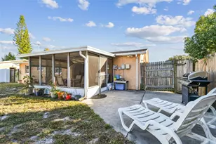 3221 Primrose Dr, Holiday, FL 34691 - Photo 19