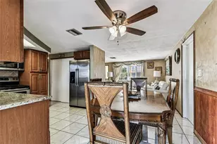 3221 Primrose Dr, Holiday, FL 34691 - Photo 9