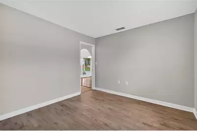 302 Leafwood Road, Tarpon Springs, FL 34689 - Photo 37